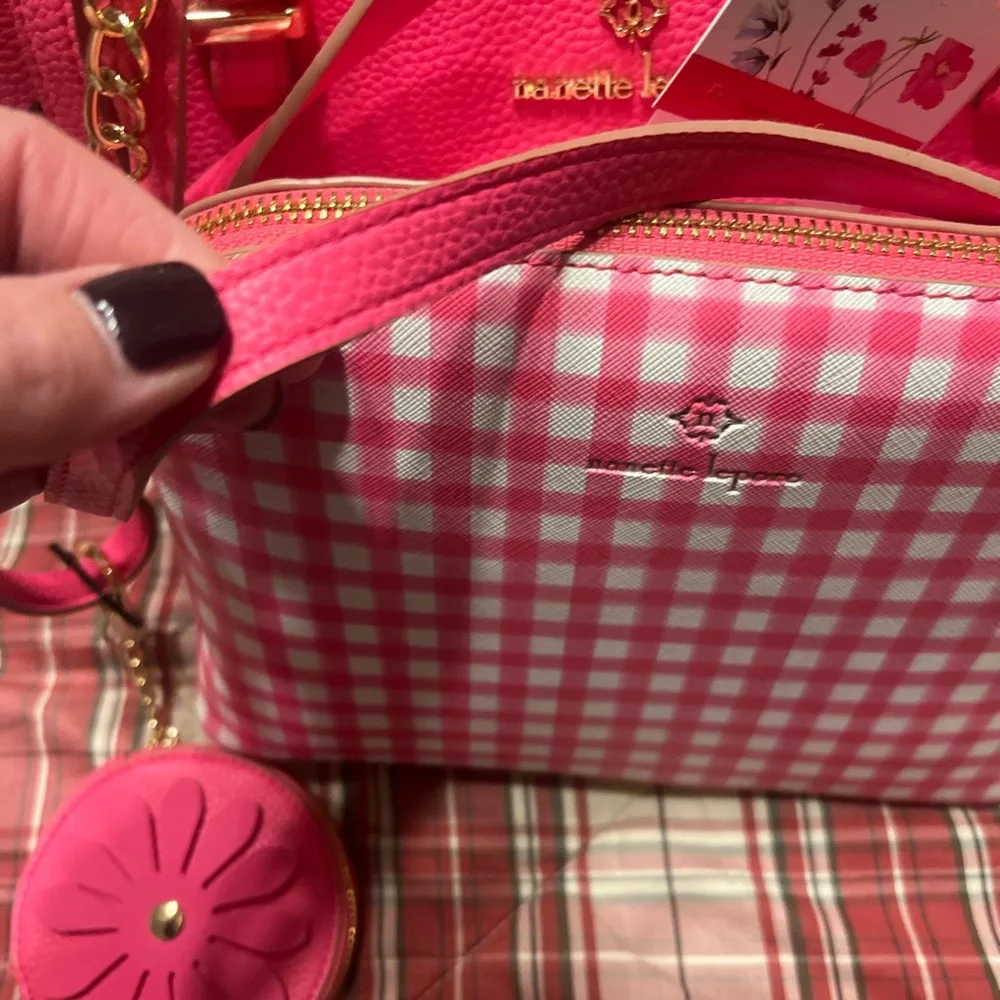 NWT-Nanette Lepore 3 Piece Set-Tote, Dome Crossbody & Coin Purse - Picture 4 of 13